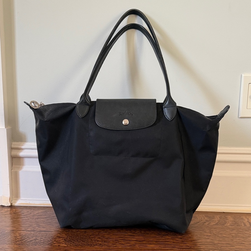 Longchamp Elegant Black Tote